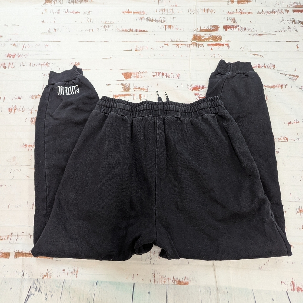 Balance black Joggers - Picture 2 of 8